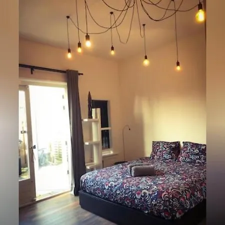 Queens Beachhouse زاندفورت